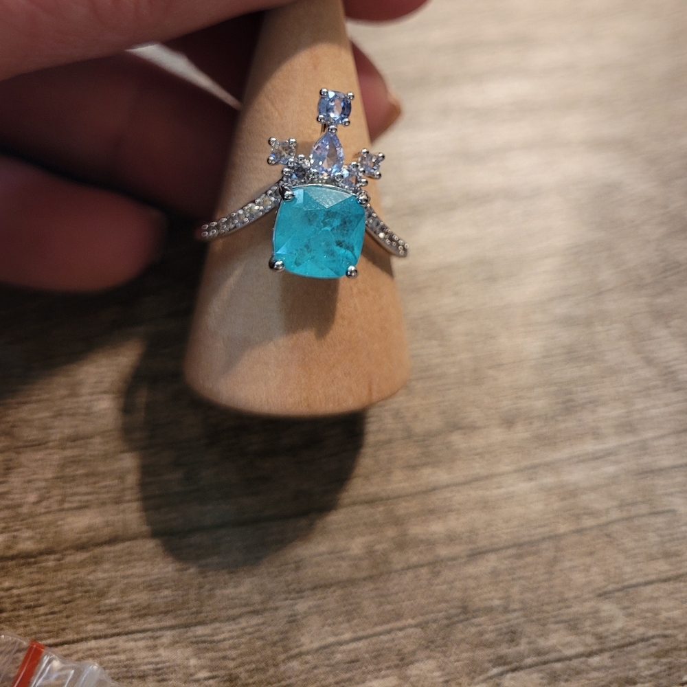 NEW Bomb party ring share the love